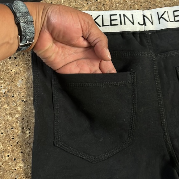 Calvin Klein Boys Logo Waistband Shorts Medium 10/12 NWT - Picture 4 of 9